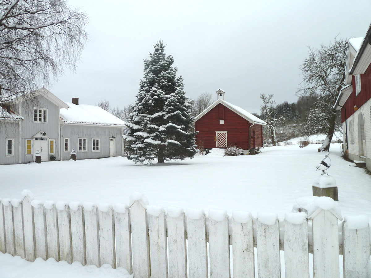 Ein Bauernhof in Winterkleid