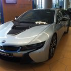 ein "BAUMA" - i8