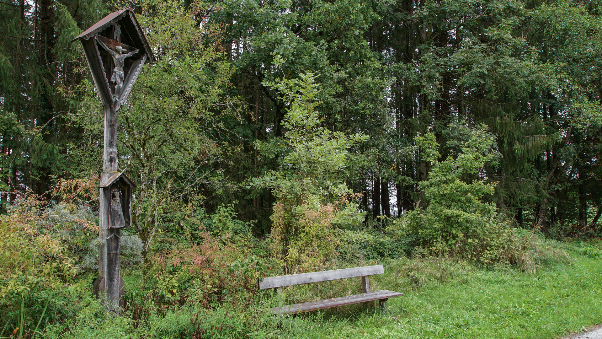 Ein behüteter Rastplatz für Wanderer