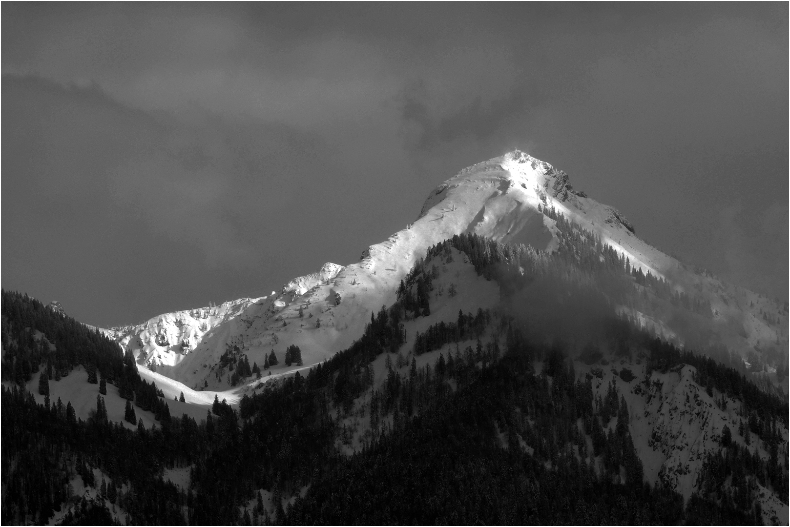 Ein Berg im Licht