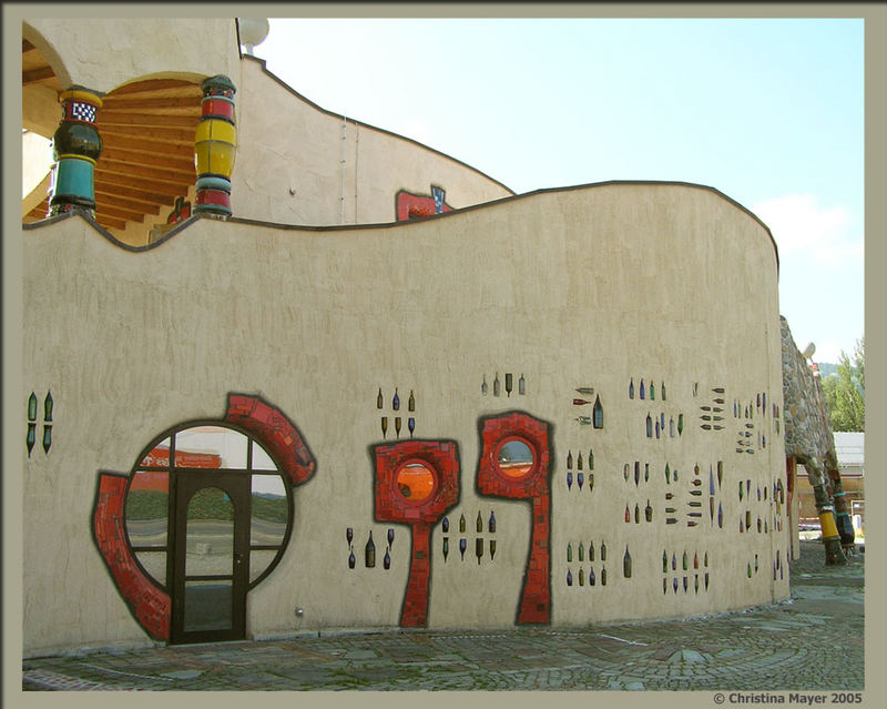 Ein bißchen mehr von der Hundertwasser Markthalle in Altenrhein/Schweiz