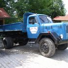 ein blauer Magirus Deutz