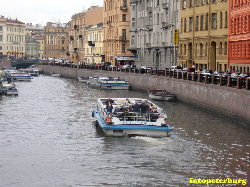 Ein Blick auf den Fluss Moika