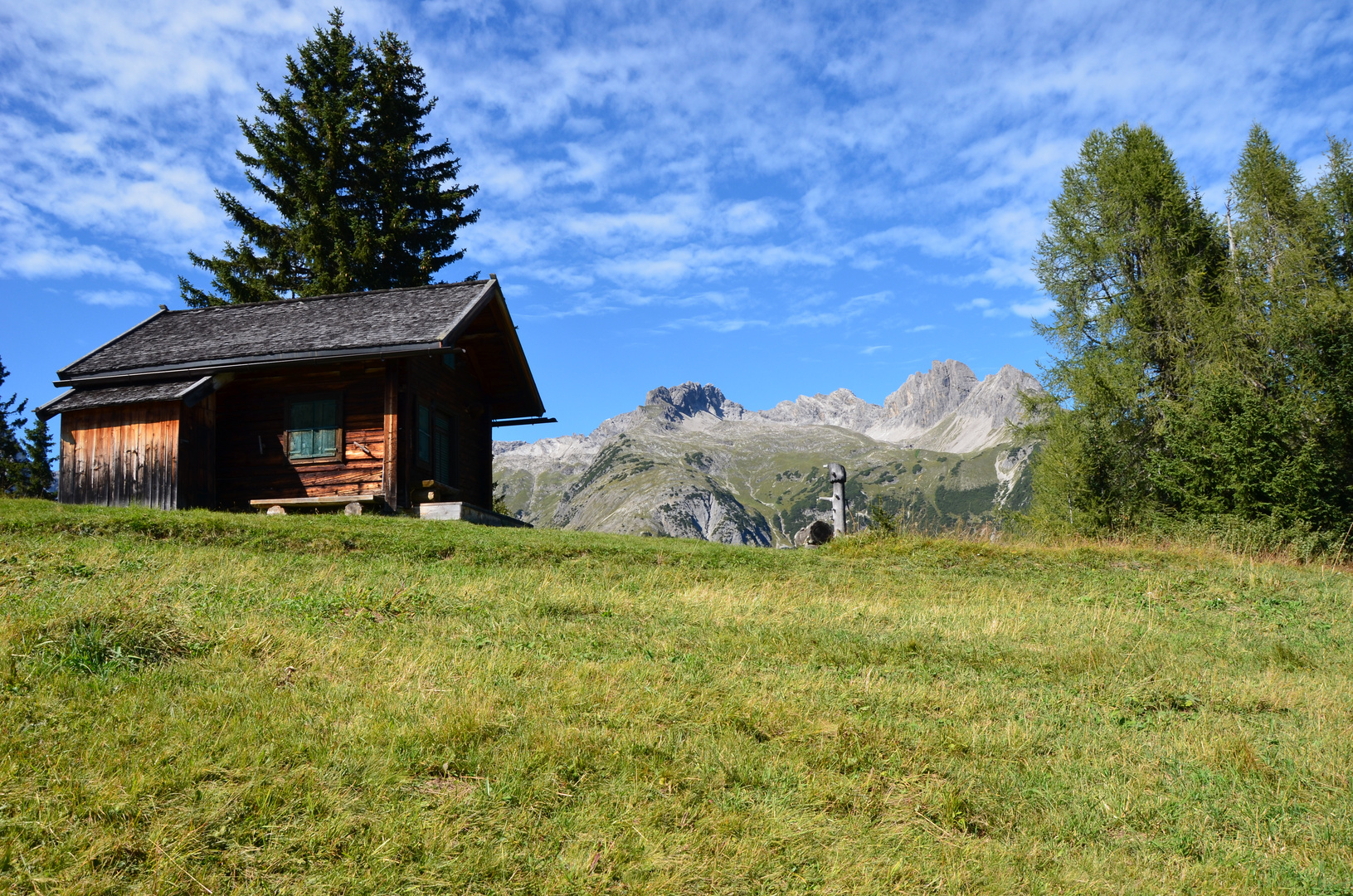 Ein Blick auf die Hornbachkette mit der "Herrmann von Barth Hütte" im Lechtal