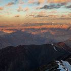 Ein Blick auf die Karakoram Gebirgeskette und drei 8000er