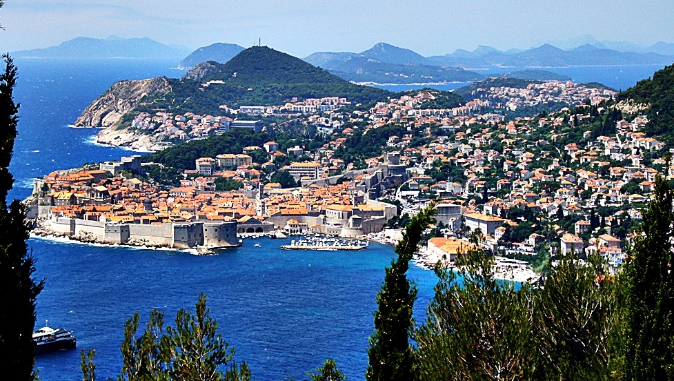 Ein Blick auf die Küstenstadt Dubrovnik