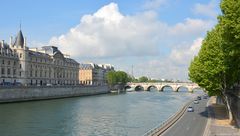 Ein Blick auf Pont Neuf