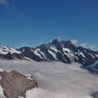 Ein Blick durch das Panoramafenster "Station Eismeer auf 3160 m.ü.M"