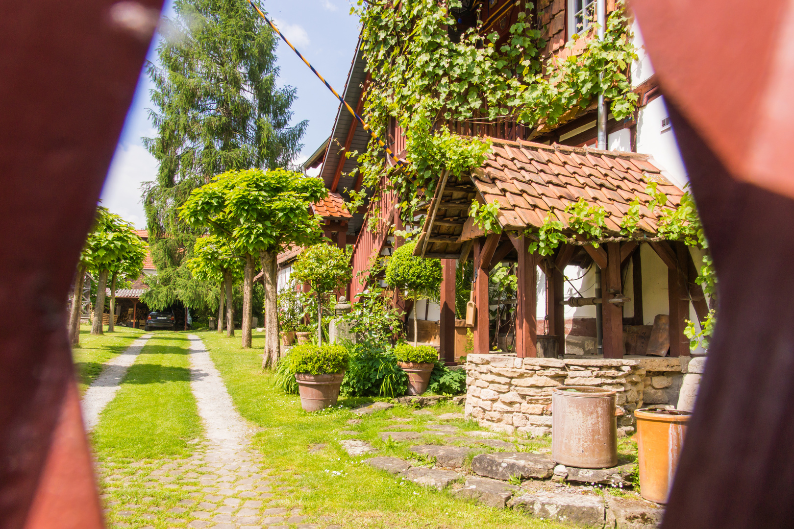 ein Blick durchs Tor Wanfried/Hessen Foto & Bild landschaft, garten