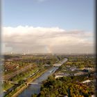 Ein Blick über das Ruhrgebiet und den Rhein-Herne-Kanal