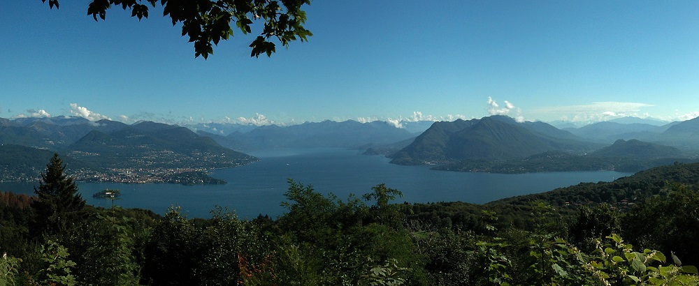 Ein Blick über den Lago Maggiore von Michael Illi