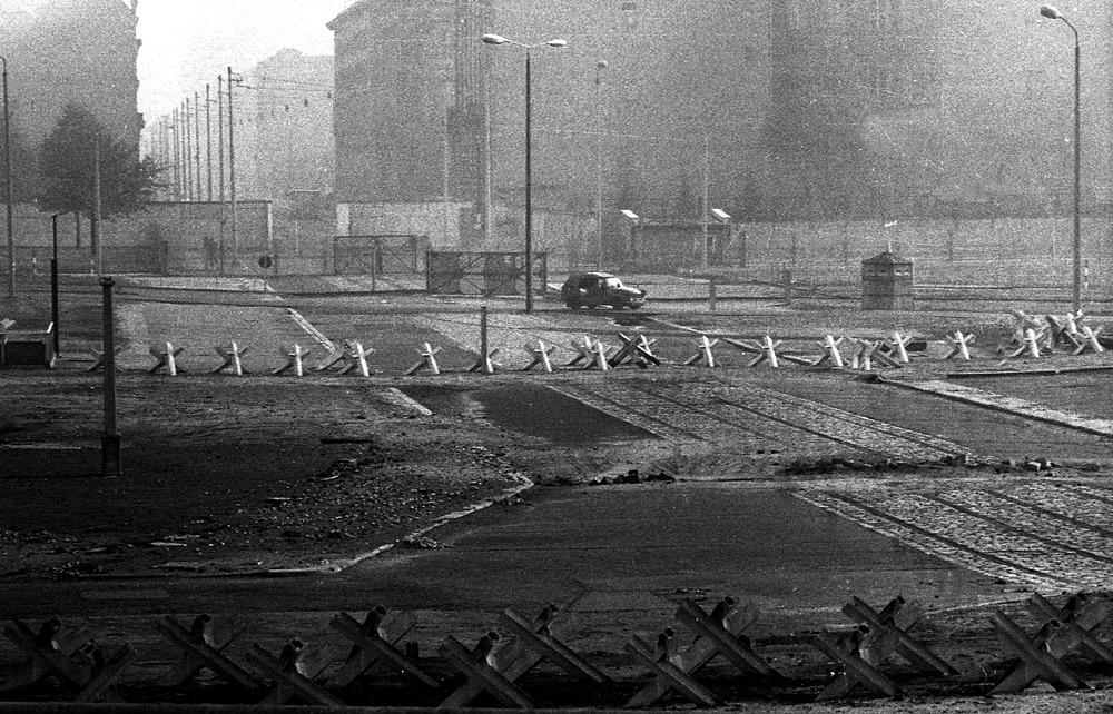 Ein Blick über die Berliner Mauer 1982