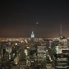 Ein Blick über New York City bei Nacht