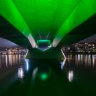 ein Blick unter die Brücke - Flößerbrücke Frankfurt am Main