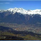 ein Blick von den Bergen auf Innsbruck