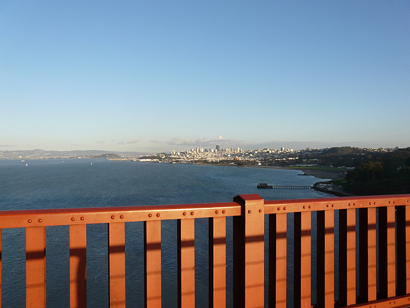 Ein Blick von der Golden Gate Bridge auf San Francisco