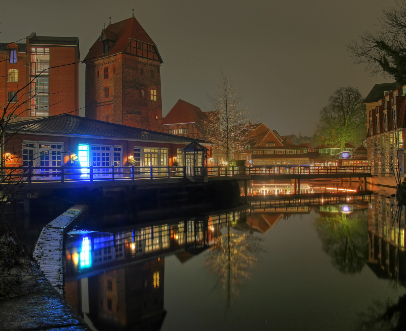 Ein Blick von der Ilmenau in Lüneburg