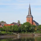 ein Blick zu Ostener Kirche ...