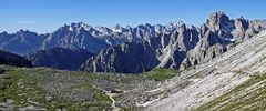 Ein Blick zurück auf dem Weg zu den drei Zinnen...am 27.06. 2017