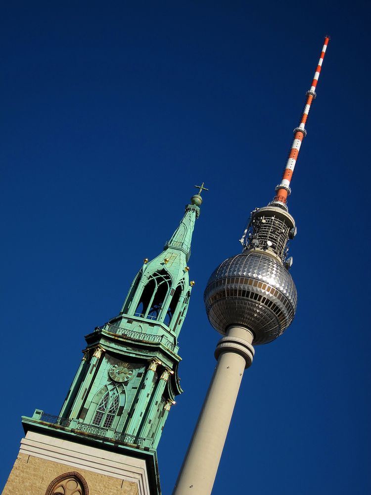 Ein Blick - Zwei Türme