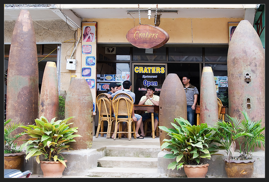 Ein Bombenrestaurant in Pakse