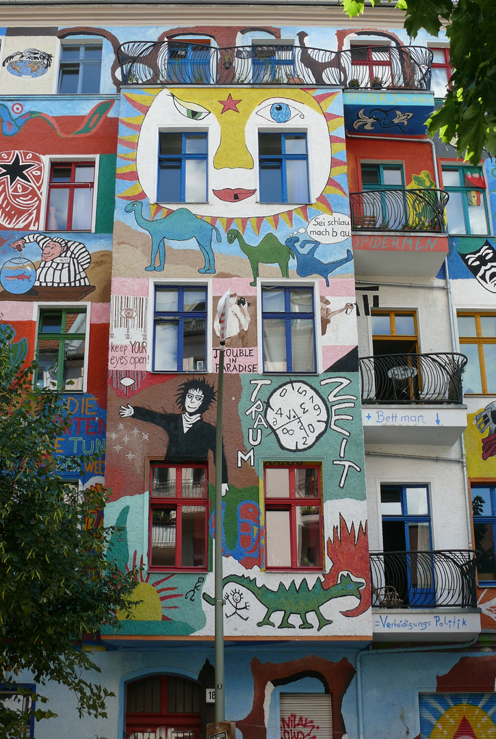 ein buntes Haus