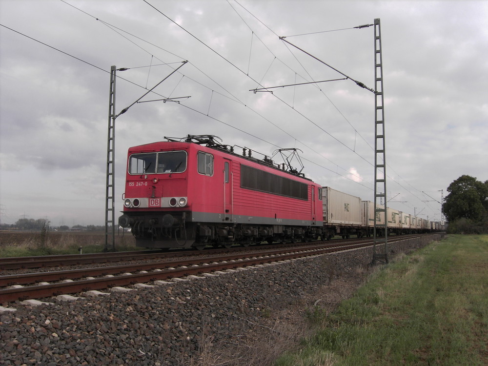 Ein Container vorm Containerzug ;-)