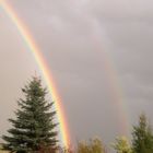 Ein doppelter Regenbogen.