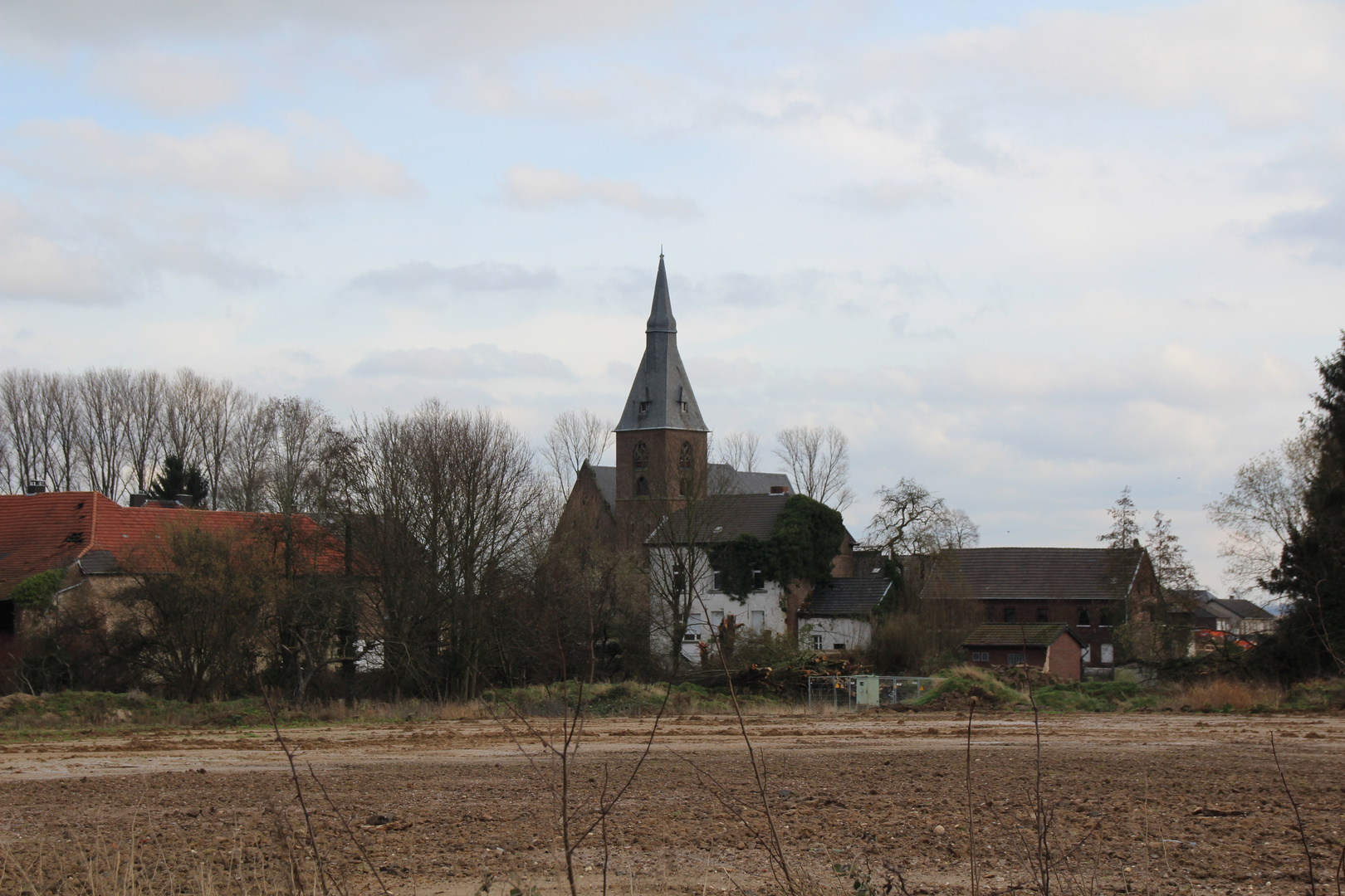 Ein Dorf verschwindet: Borschemich - Blick nach NO am 06.02.2016