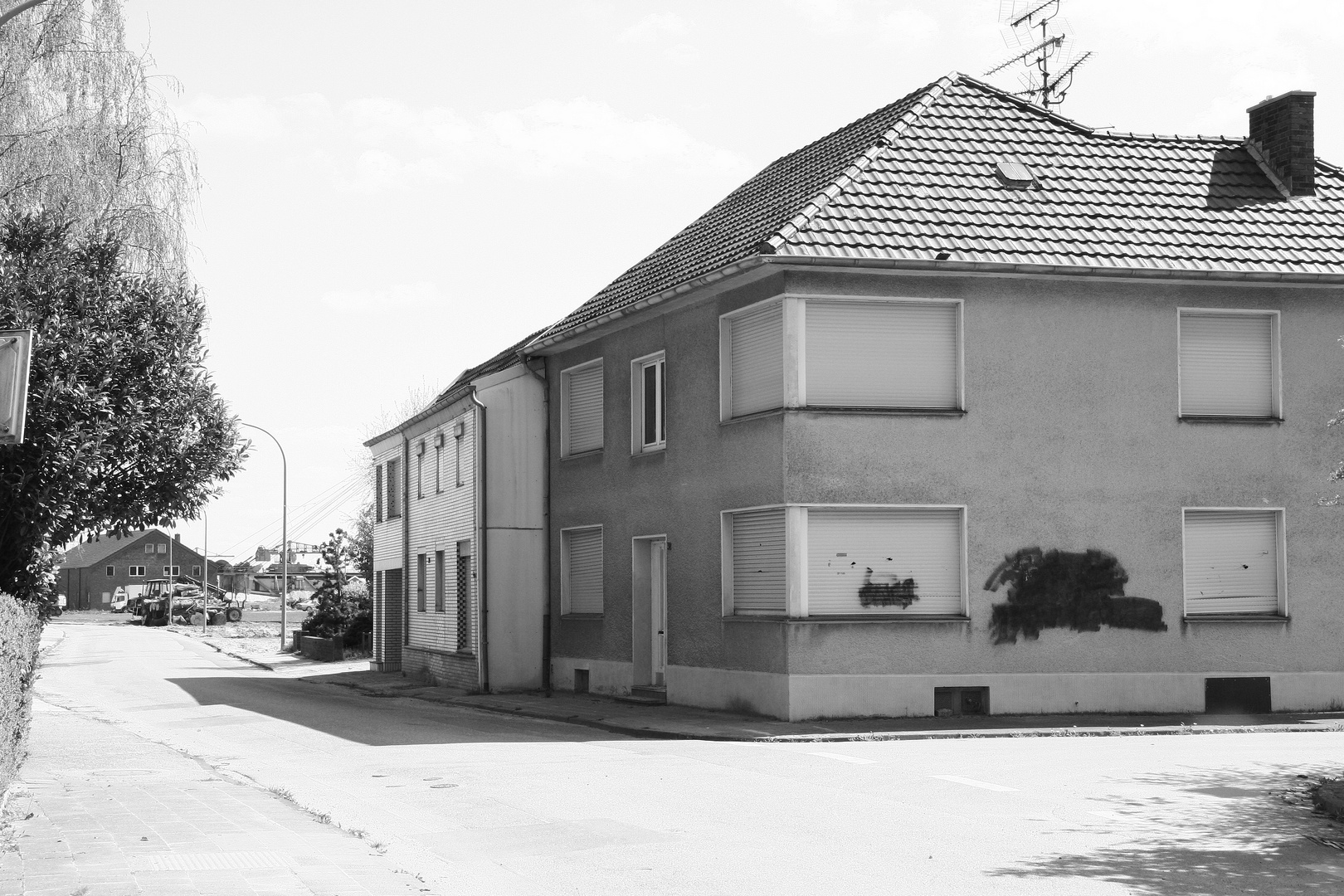 Ein Dorf verschwindet: Borschemich - St.-Martinus-Str. / Spenrather Weg 18.04.2015