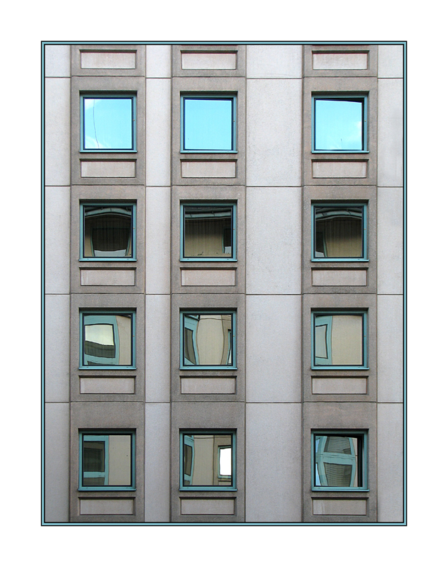 Ein Dutzend Fenster