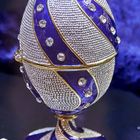 Ein Fabergé-Ei für´s  Spiegelei zum Spiegeldienstag? ;-)