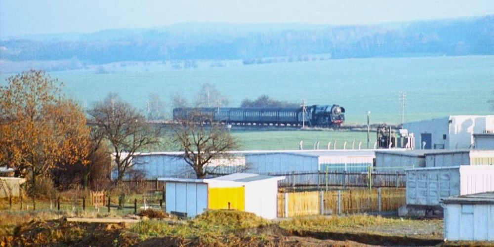 Ein Familien Fensterblick aus der Platte zur Stecke