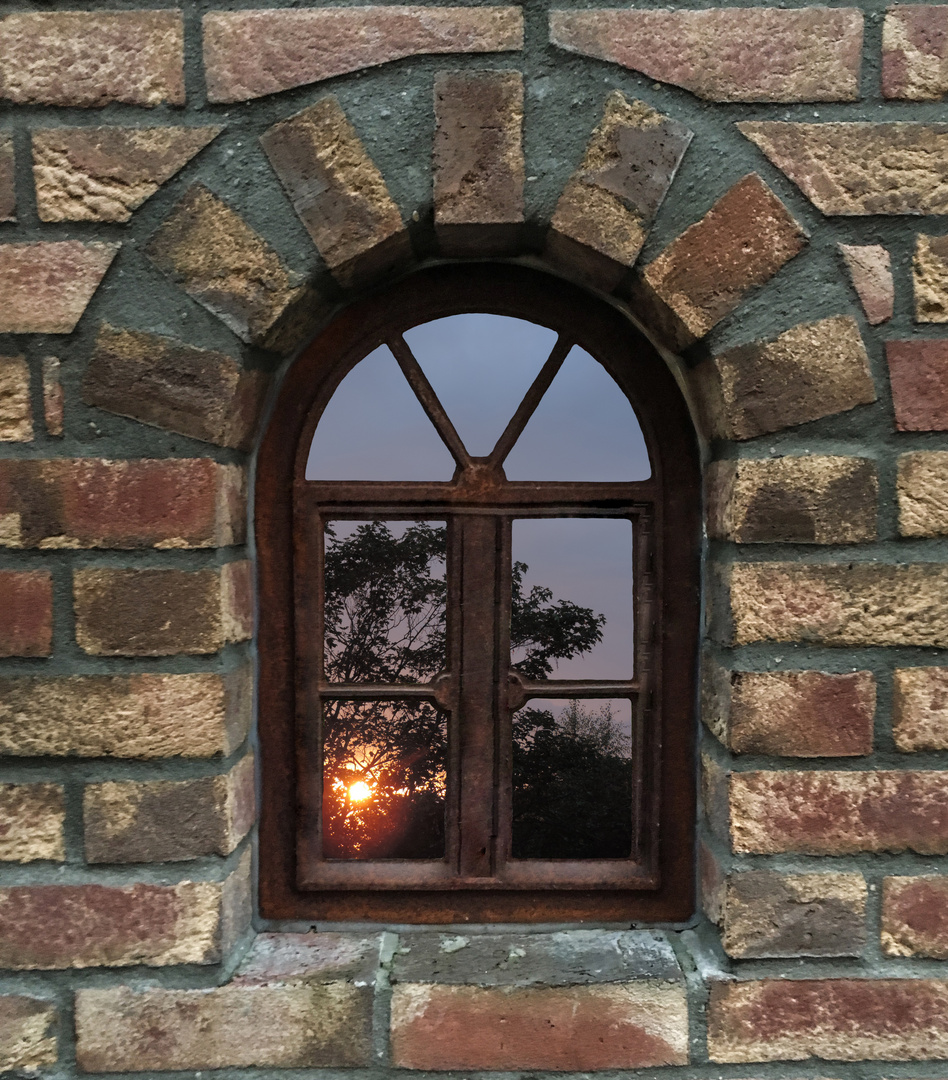 "Ein Fenster ist der Bilderrahmen für die Aussicht". Foto
