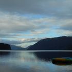Ein Fjord, ein Boot, eine Idylle