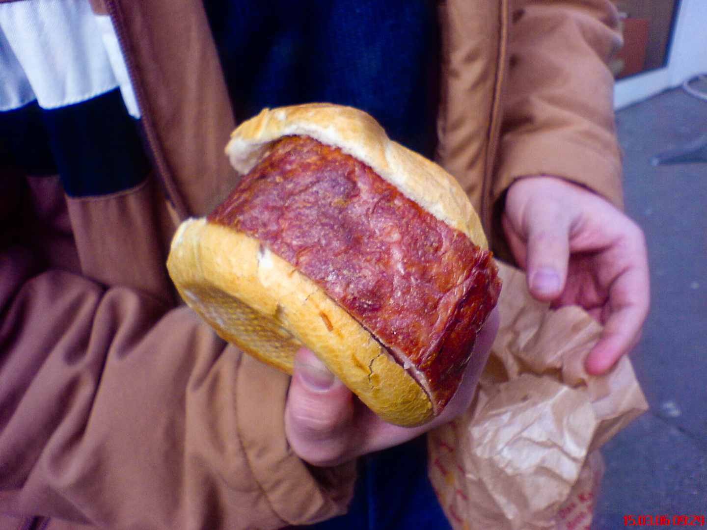 Ein Fleischkäsebrötchen für Männer