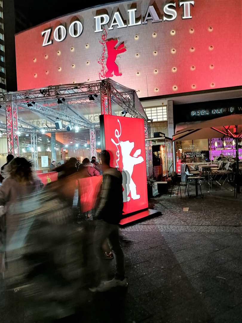 Ein flüchtiger Moment zur Berlinale am Zoo Palast.