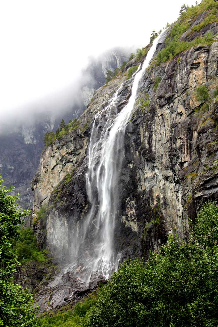 Ein Fossen (Wasserfall)