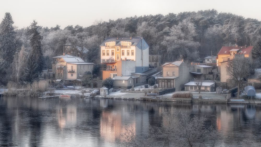 ein frostiger Morgen am See