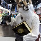 Ein Fuchs Cosplayer auf der LBM