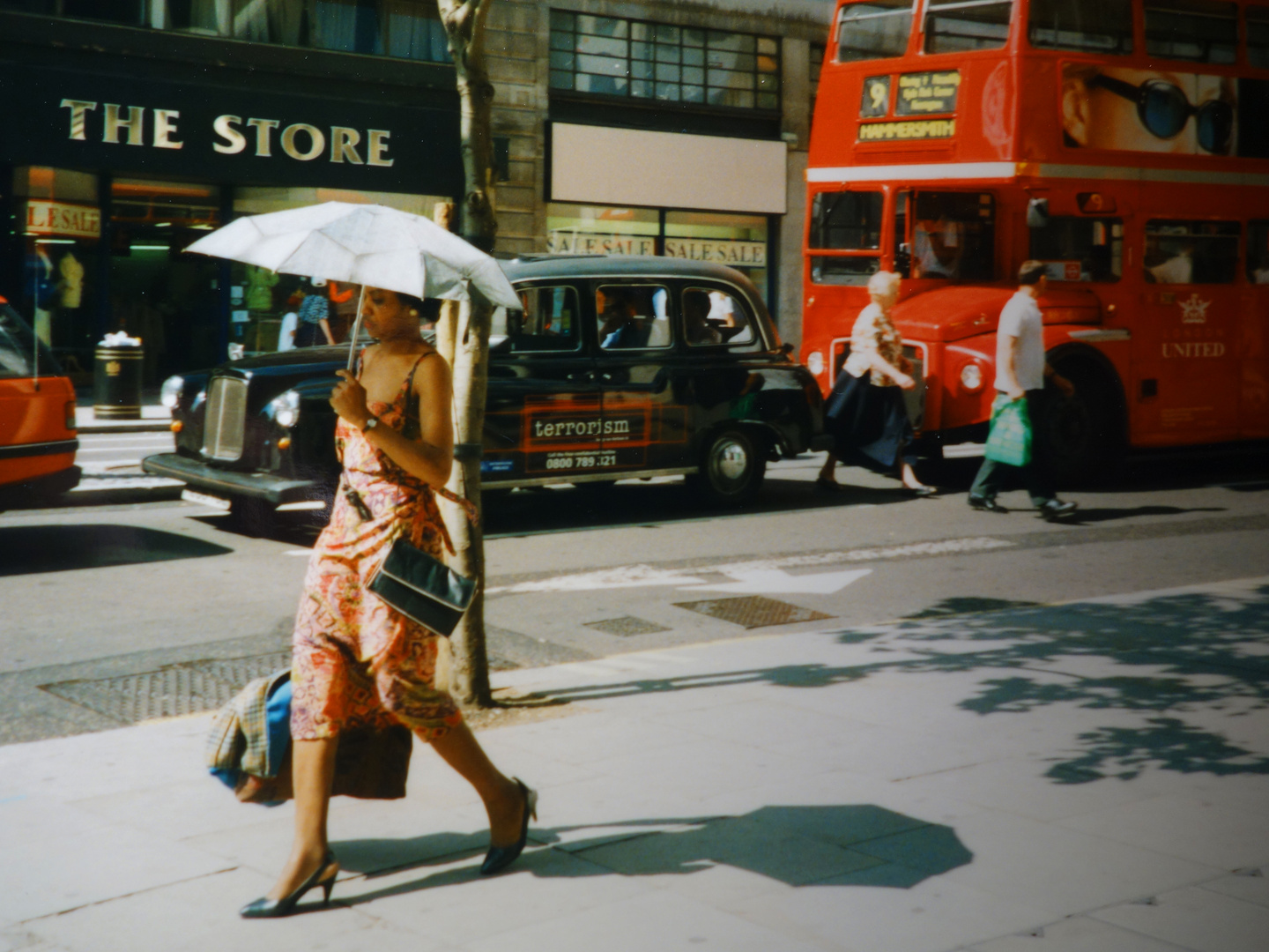 ein ganz frühes Streetfoto aus London aus dem Sommer 1997