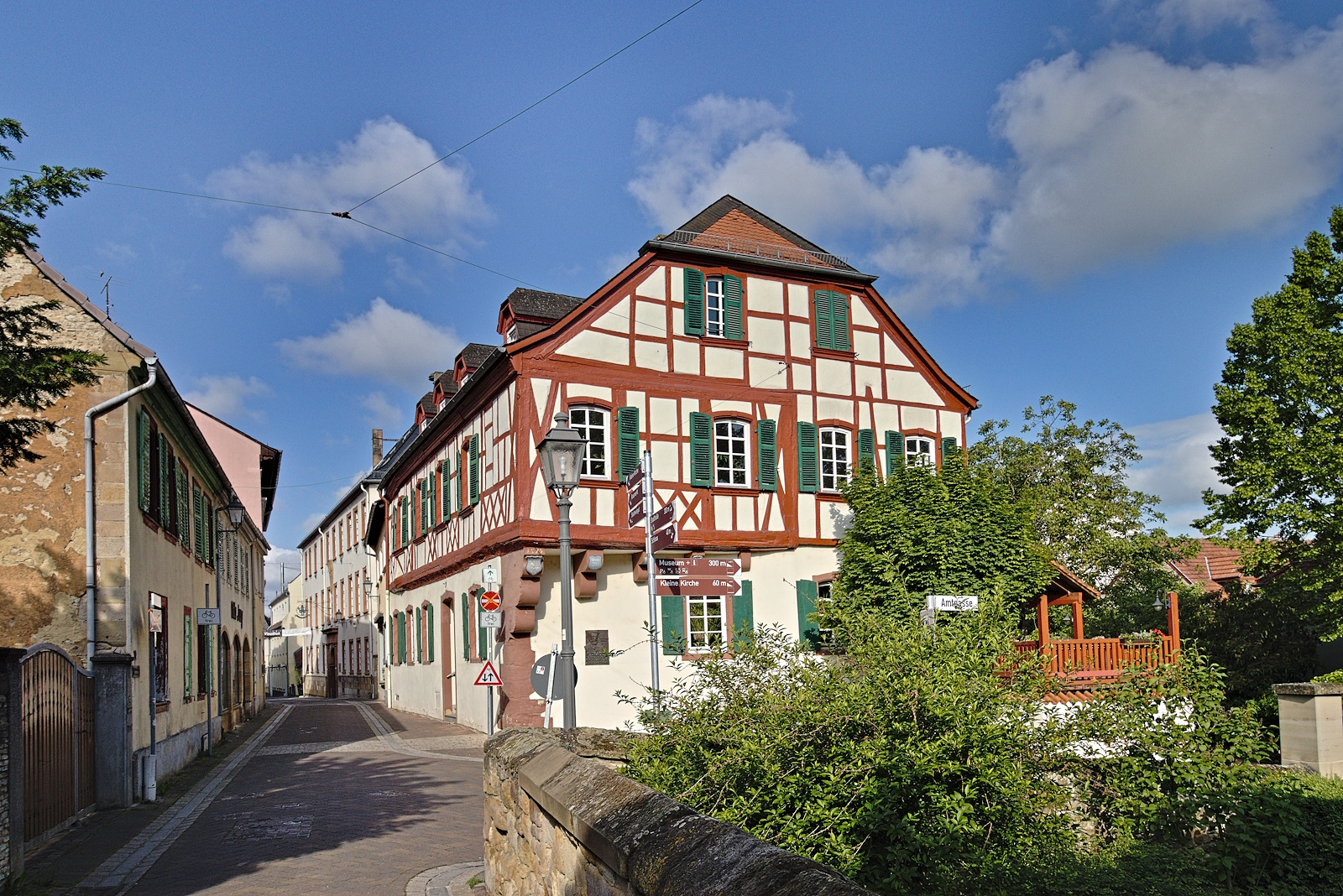 Ein ganz kleiner Spaziergang ans Schloss in Alzey