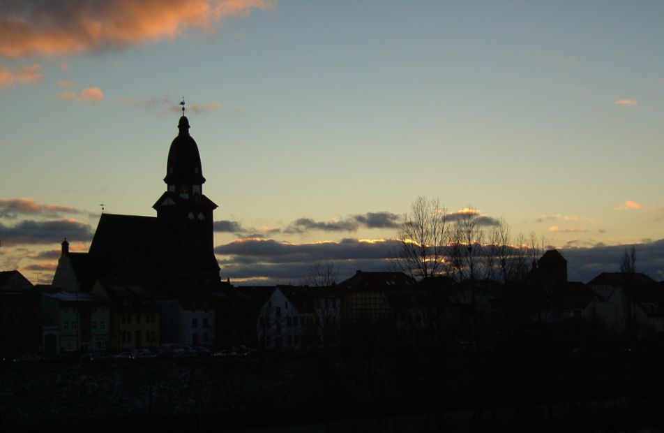 ein ganz normaler tag endet mit einem ganz normalen sonnenuntergang...