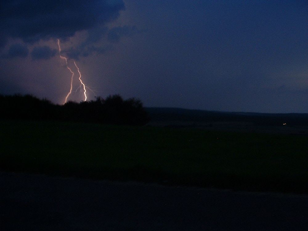 Ein Gewitter Blitz bei Schwalmstadt - Treysa 