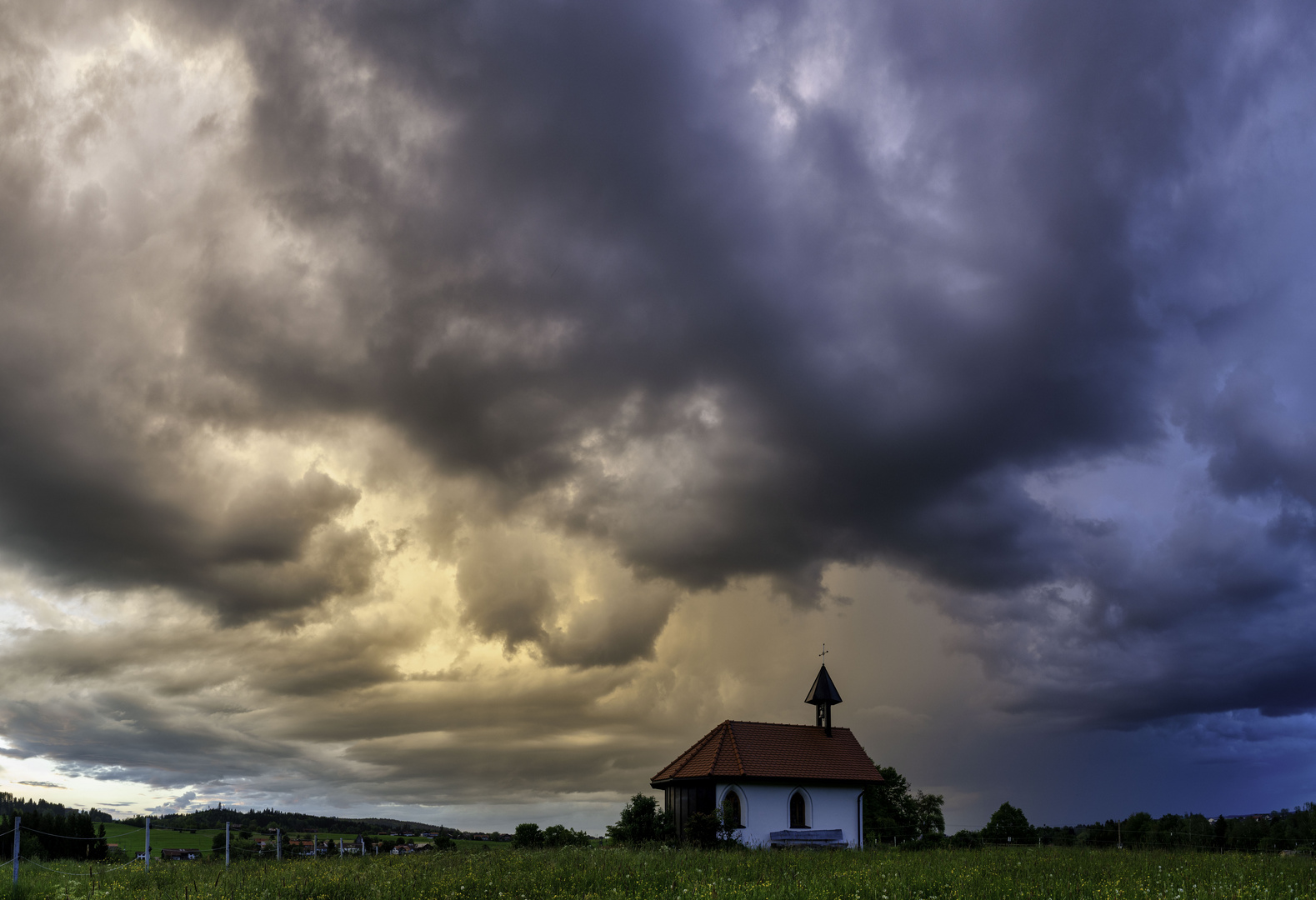 Ein Gewitter zieht auf