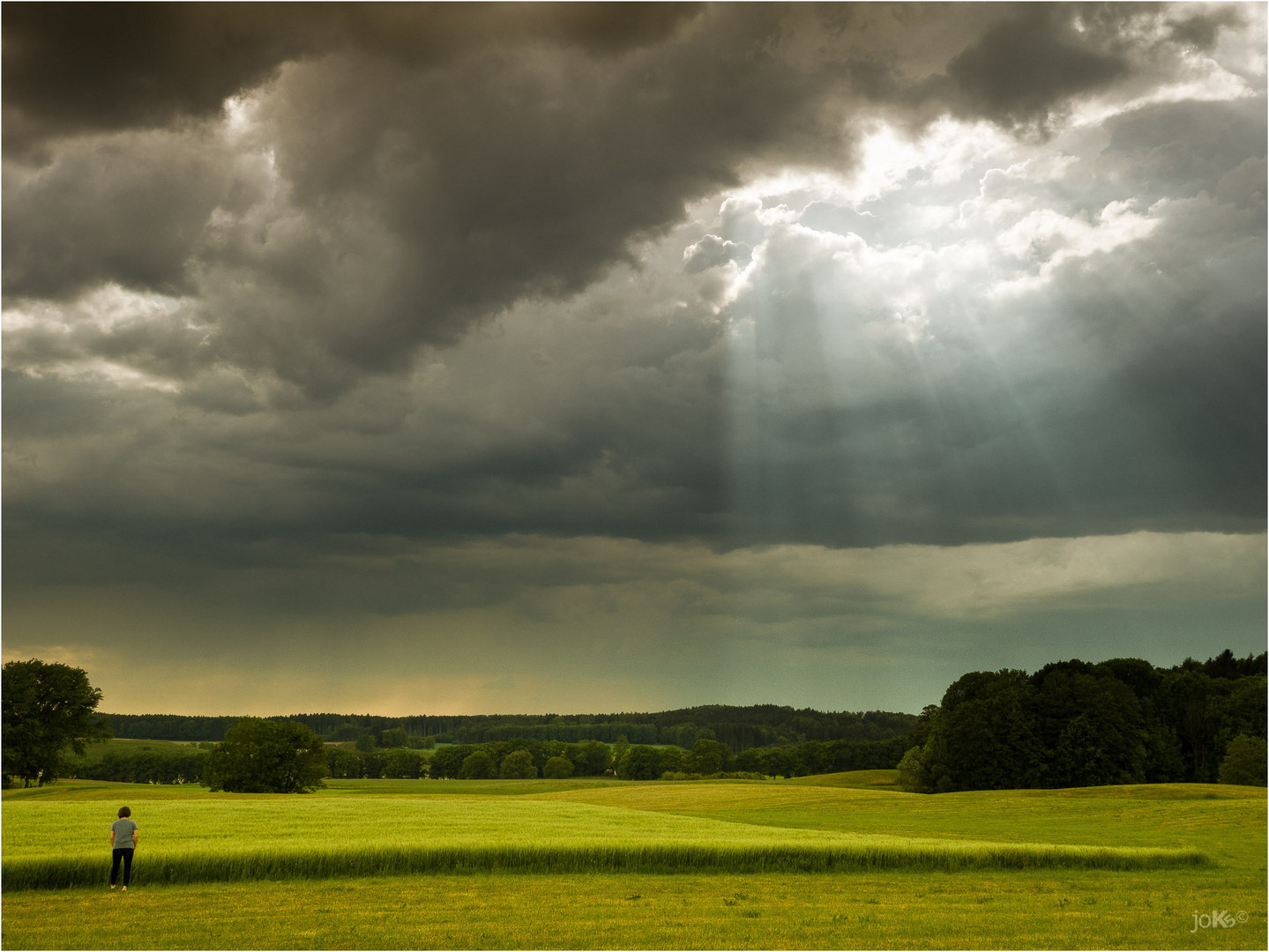 ein Gewitter zieht auf