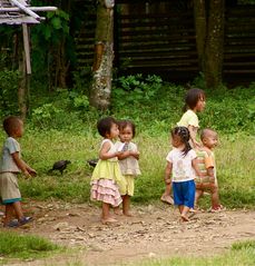 ein glück dass es kinder gibt :-) , laos 2010