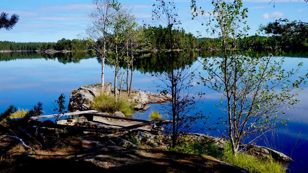 ein Grillplatz am See