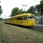 Ein GT8 auf dem Weg nach Düsseldorf-Benrath