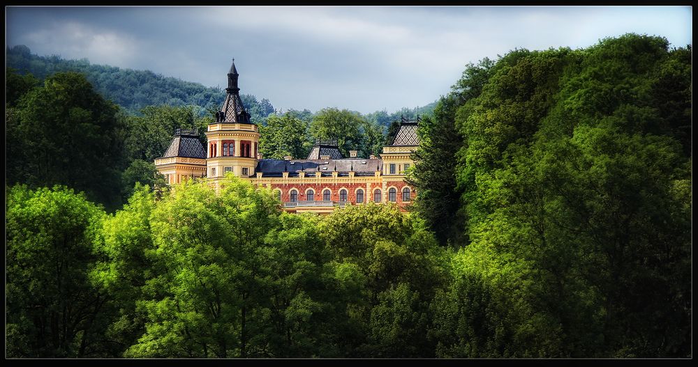 Ein Häuschen im Grünen